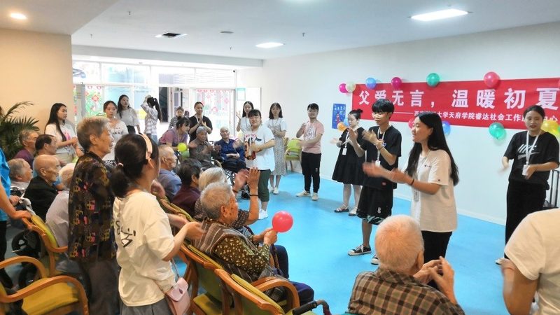 2025年老年人助餐补贴：每月多少，如何申请？**